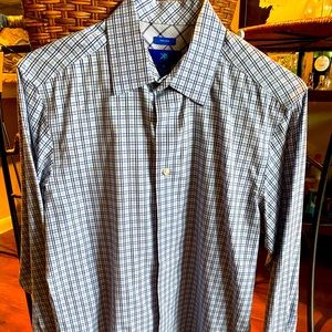 Egara men’s Sport Dress shirt.
